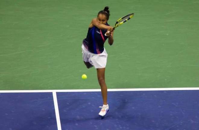 长期缺席迫 长期缺席迫